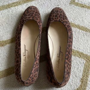 Leopard print Salvatore Ferragamo flats, size 8.5